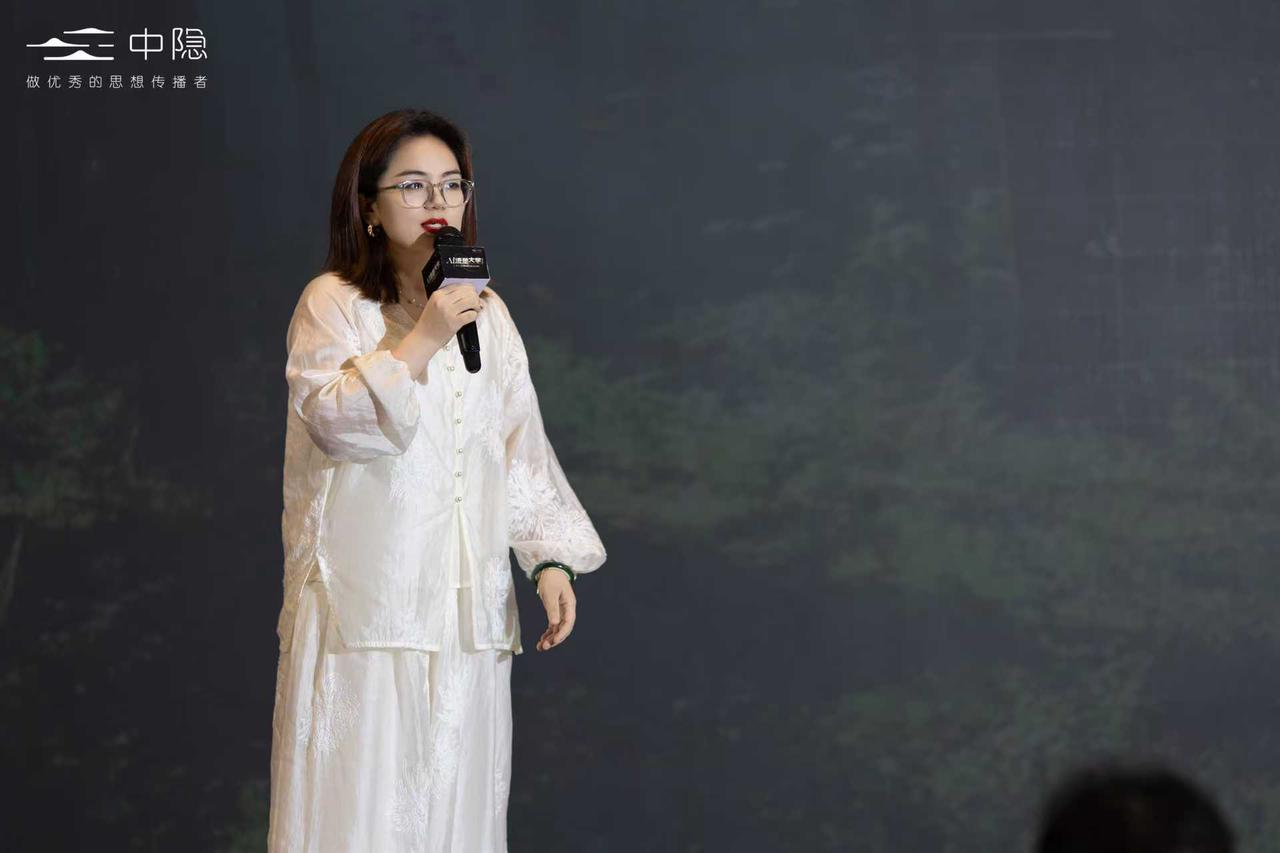 太初之境：价值前置的情绪支持对话