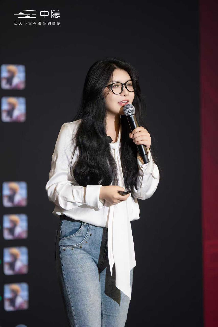 许迪&谭嫣：财税专业服务的三端 AI 化